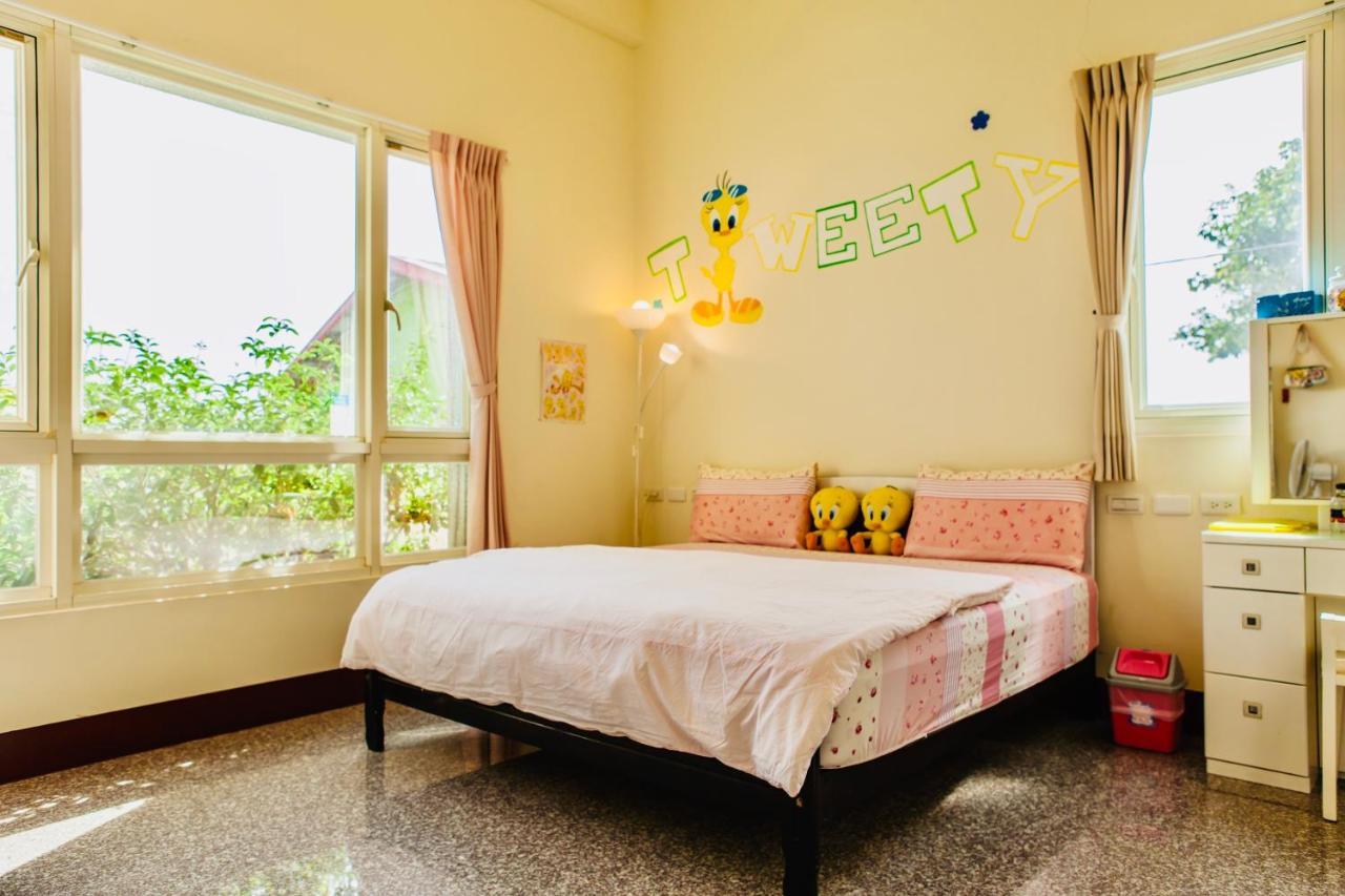 11 House Bed & Breakfast Erlin Exterior photo